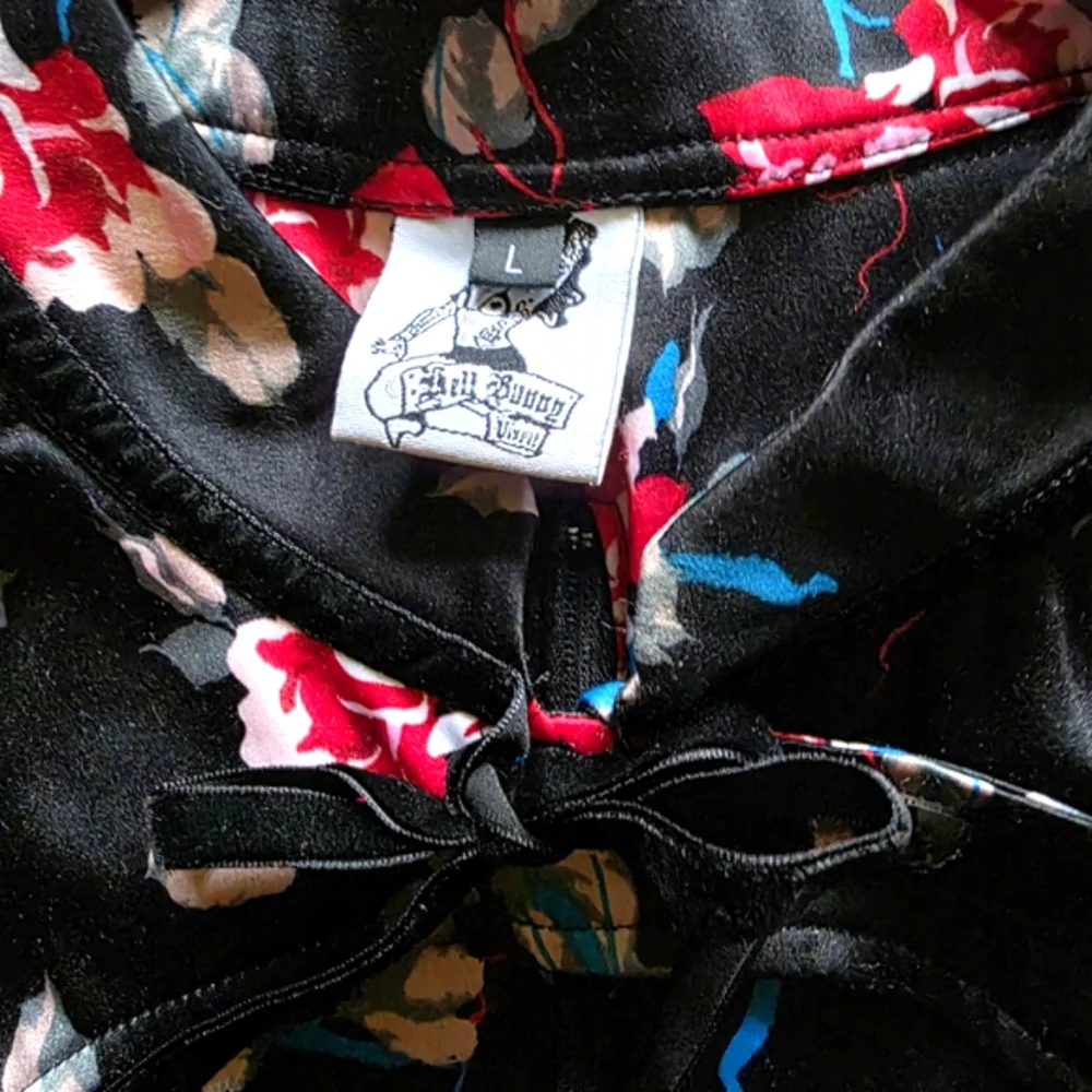 Hell Bunny PinUp Black and Red Floral Top L - Picture 4 of 9